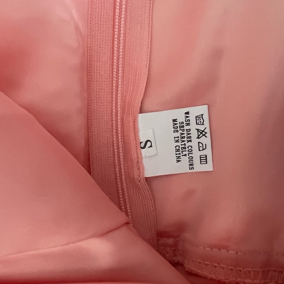 Off the shoulder pink dress - Picture 3 of 3